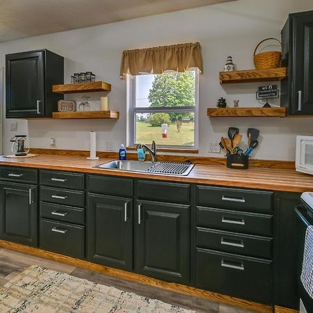 Charming Smiths Grove Home Near Cave Tours! Exterior photo