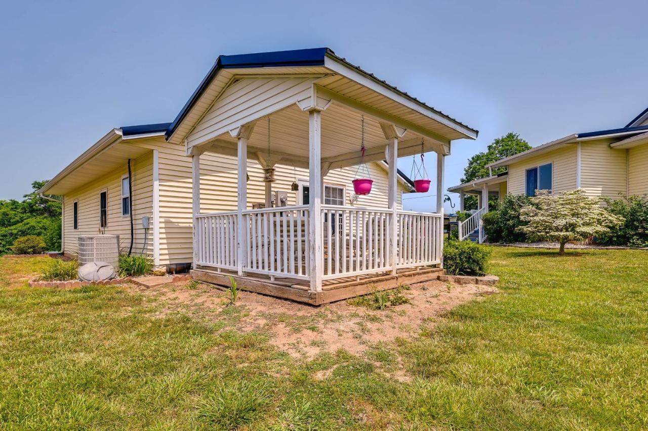 Charming Smiths Grove Home Near Cave Tours! Exterior photo